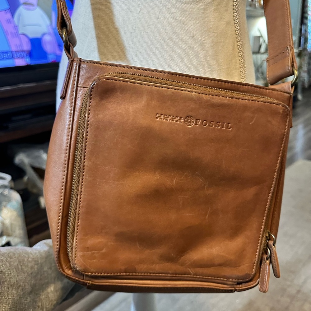 Fossil Genuine Leather Vintage Style Y2K Era Crossbody Bag